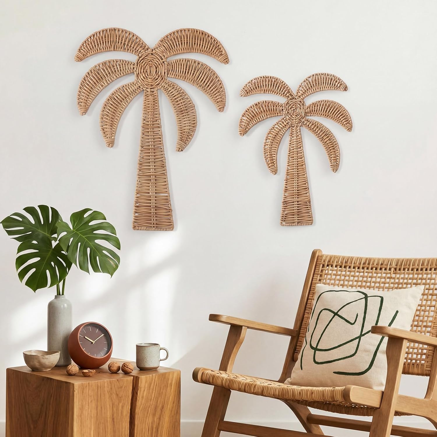 Cinnvoice 2 Pcs Summer Rattan Palm Tree Wall Decor Coastal Tropical Beach Wall Hanging Decorations for Boho Living Room Bathroom Bedroom Patio Party Decorations (19.7'' and 14'')